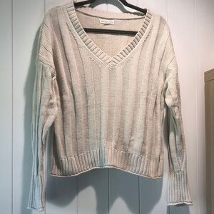 Aeropostale v neck ribbed cotton collegiate sweater in off white L